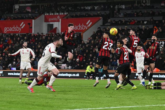 Bournemouth v Liverpool, Premier League Goal 2-2 - Dominik Szoboszlai (8) of Liverpool scores the equalising goal during the Premier League match between Bournemouth and Liverpool at the Vitality Stadium, Bournemouth, UK on 24 January 2026. Bournemouth Vitality Stadium Dorset UK Editorial use only DataCo restrictions apply See www.football-dataco.com , Copyright: xGrahamxHuntx PSI-23639-0096