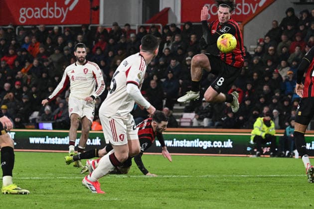 Bournemouth v Liverpool, Premier League Goal 2-2 - Dominik Szoboszlai (8) of Liverpool scores the equalising goal during the Premier League match between Bournemouth and Liverpool at the Vitality Stadium, Bournemouth, UK on 24 January 2026. Bournemouth Vitality Stadium Dorset UK Editorial use only DataCo restrictions apply See www.football-dataco.com , Copyright: xGrahamxHuntx PSI-23639-0099