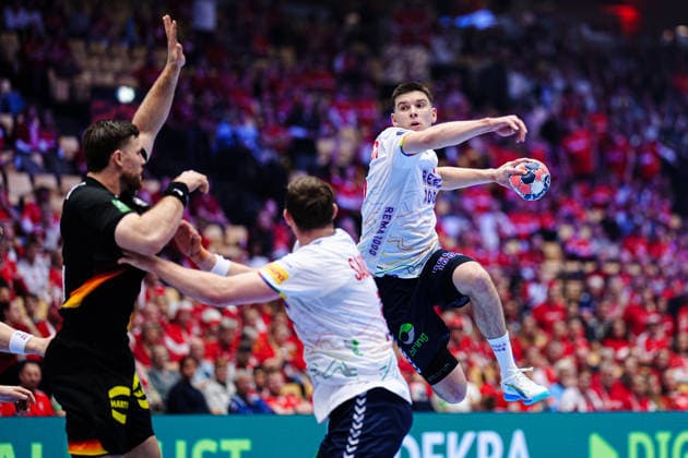 Wurf Tor Patrick Anderson (Norwegen, 35) DEN, Deutschland vs. Norwegen, Handball, EHF Europameisterschaft 2026, Hauptrunde, Spieltag 2, 24.01.2026 DEN, Deutschland vs. Norwegen, Handball, EHF Europameisterschaft 2026, Hauptrunde, Spieltag 2, 24.01.2026 Herning Copyright: xEibner-Pressefoto MarcelxvonxFehrnx EP_MFN