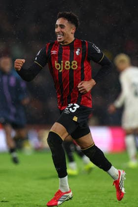 Bournemouth, England, 24th January 2026. James Hill of Bournemouth celebrates after the AFC Bournemouth vs Liverpool Premier League match at the Vitality Stadium, Bournemouth. Picture credit should read: Paul Terry Sportimage EDITORIAL USE ONLY. No use with unauthorised audio, video, data, fixture lists, club league logos or live services. Online in-match use limited to 120 images, no video emulation. No use in betting, games or single club league player publications. SPI_033_PT_Bournemouth_Liverpool SPI-4475-0033