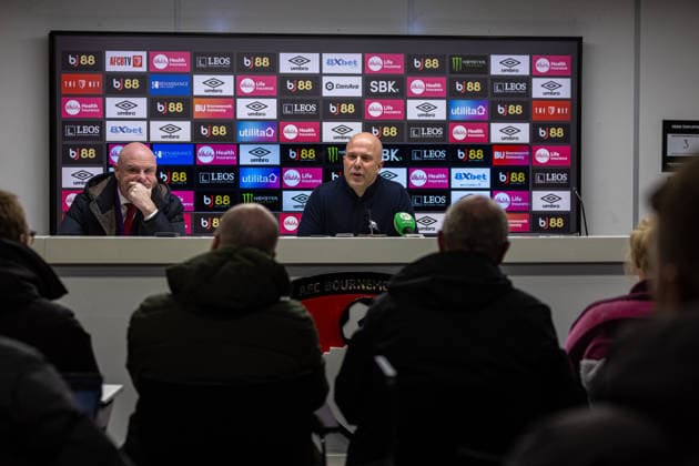 Football - FA Premier League - Bournemouth AFC v Liverpool FC BOURNEMOUTH, ENGLAND - Saturday, January 24, 2026: Liverpool s head coach Arne Slot during a post-match press conference, PK, Pressekonferenz after the FA Premier League match between Bournemouth AFC and Liverpool FC at Dean Court. (Photo by David Rawcliffe Propaganda) BOURNEMOUTH Dean Court DORSET ENGLAND  Copyright: xDavidxRawcliffex P2026-01-24-Bournemouth_Liverpool-187