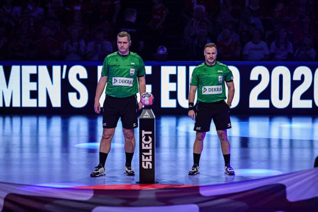 Ref in action Match between SPAIN VS DENMARK valid for Men s EHF EURO 2026 at Jyske Bank Boxen in Herning on 24 January 2026. Herning Jyske Bank Boxen Herning Denmark Copyright: xIMAGOx xPRIMExSPORTSxIMAGESx xANGELOxMOREIRAx