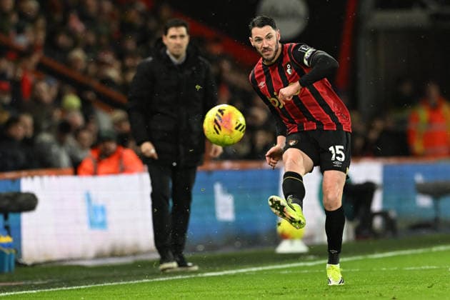 Bournemouth v Liverpool Premier League Adam Smith of Bournemouth during the Premier League match at the Vitality Stadium, Bournemouth 24 01 2026 UK Newspapers OUT Copyright: xJeremyxLandeyx FIL-22861-0134
