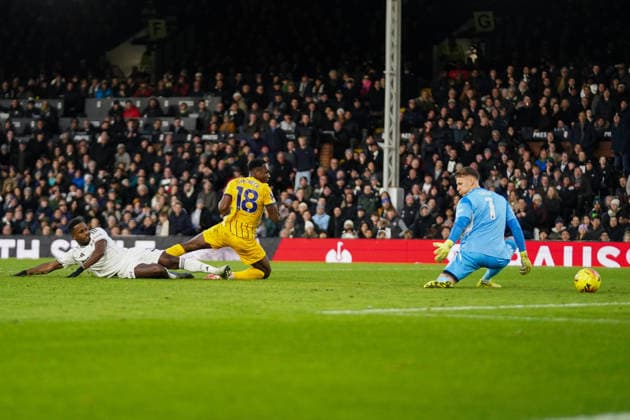 Fulham v Brighton & Hove Albion, Premier League Danny Welbeck of Brighton & Hove Albion scoring a goal that was later ruled offside by VAR during the Fulham v Brighton & Hove Albion Premier League match at Craven Cottage, London, England on 24 January 2026 Credit: Dylan Hepworth Every Second Media Editorial use only. All images are copyright Every Second Media Limited. No images may be reproduced without prior permission. All rights reserved. Premier League and Football League images are subject to licensing agreements with Football DataCo Limited. see https: www.football-dataco.com Copyright: xIMAGO EveryxSecondxMediax ESM-1770-0152 DylanxHepworthx xEveryxSecondxMediax