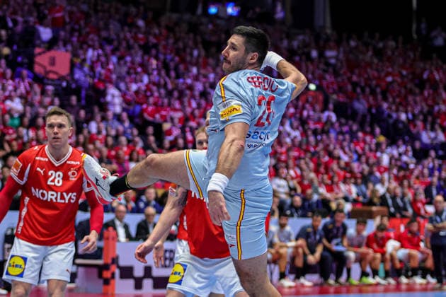20Serdio, Abel in action Match between SPAIN VS DENMARK valid for Men s EHF EURO 2026 at Jyske Bank Boxen in Herning on 24 January 2026. Herning Jyske Bank Boxen Herning Denmark Copyright: xIMAGOx xPRIMExSPORTSxIMAGESx xANGELOxMOREIRAx