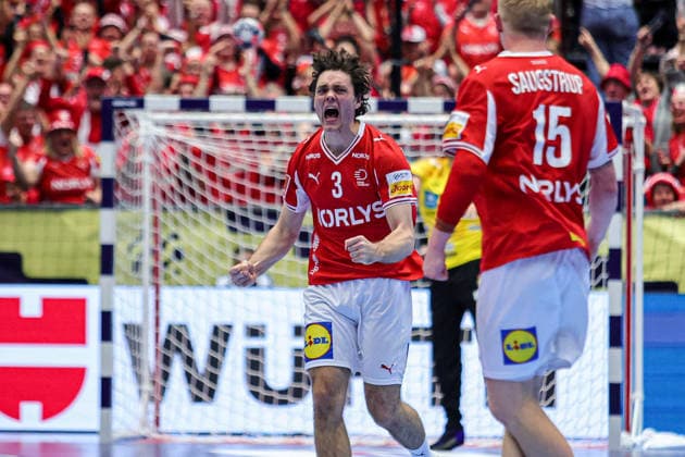 3Kirkelokke, Niclas in action Match between SPAIN VS DENMARK valid for Men s EHF EURO 2026 at Jyske Bank Boxen in Herning on 24 January 2026. Herning Jyske Bank Boxen Herning Denmark Copyright: xIMAGOx xPRIMExSPORTSxIMAGESx xANGELOxMOREIRAx