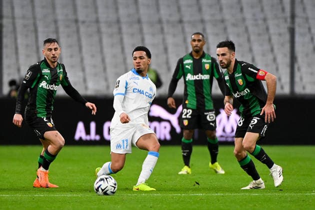 Olympique de Marseille v RC Lens - Ligue 1 McDonald s 2025 2026 28 Adrien THOMASSON (rcl) - 11 Ethan NWANERI (om) during the Ligue 1 McDonald s match between Marseille and Lens at Stade Velodrome on January 24, 2026 in Marseille, France. Marseille France  Copyright: xFEPx 776348261
