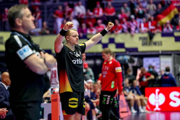 24.01.2026, Handball, Men s EHF EURO 2026, Deutschland - Norwegen, Jyske Bank Boxen in Herning, Dänemark, Main Round: Justus Fischer (Germany 54) jubelnd Dänemark