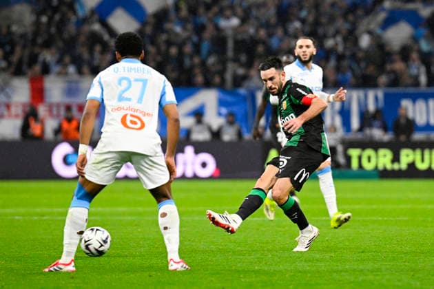 FOOTBALL : Olympique de Marseille VS RC Lens - Ligue 1 McDonald s - 24 01 2026 Adrien Thomasson (RC Lens) - Ligue 1 McDonald s match between Olympique de Marseille and Racing Club de Lens on January 24, 2026 at the Orange Velodrome Stadium in Marseille. MarseilleFrance  Copyright: xWilliamxCannarellax