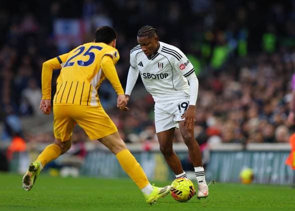24th January 2026; Craven Cottage, Fulham, London, England; Premier League Football, Fulham versus Brighton and Hove Albion; Samuel Chukwueze of Fulham under pressure from Diego Gomez of Brighton &amp; Hove Albion  JohnxPatrickxFletcher Content restricted for UK based newspaper