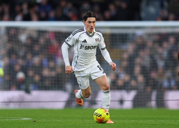 24th January 2026; Craven Cottage, Fulham, London, England; Premier League Football, Fulham versus Brighton and Hove Albion; Harry Wilson of Fulham on the ball  JohnxPatrickxFletcher Content restricted for UK based newspaper