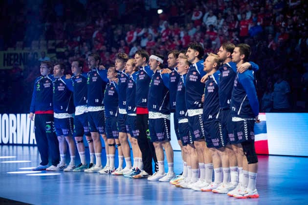 EM Men s Handball: Germany - Norway The Norwegian players during the playing of Norway s national anthem at the men s handball match between Germany and Norway in EHF Euro 2026 Group B at Jyske Bank Boxen in Herning, Saturday, January 24, 2026. (Photo: Bo Amstrup Ritzau Scanpix) , Herning Denmark Mors Copyright: BoxAmrstrupx xRitzauxScanpix BoxAmstrupx spdk20260124-225349-L