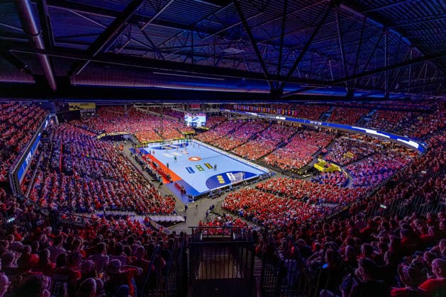 24.01.2026, Handball, Men s EHF EURO 2026, Dänemark -Spanien, Jyske Bank Boxen in Herning, Dänemark, Main Round: Übersichtsbild Übersicht Zuschauer Besucher Spielfeld voll Handballfans Zuschauerzahl Location, Spielstätte Innenansicht Innen Übersichtsfoto Sportstätte Dänemark