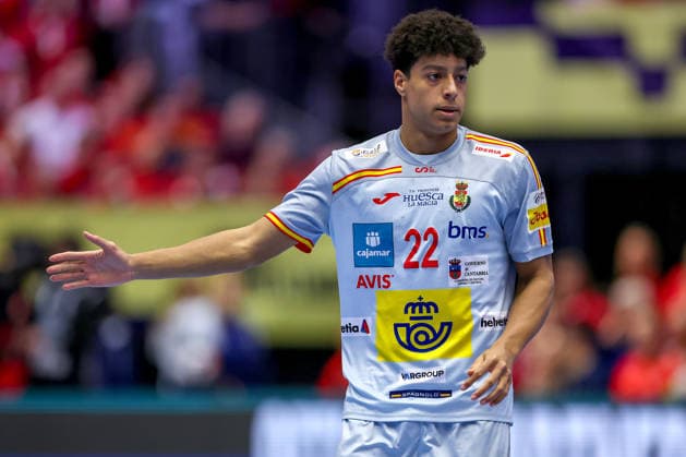 24.01.2026, Handball, Men s EHF EURO 2026, Dänemark -Spanien, Jyske Bank Boxen in Herning, Dänemark, Main Round: Marcos Fis Ballester (Espania 22) Dänemark