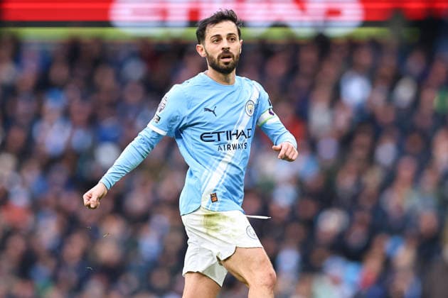 Manchester City v Wolverhampton Wanderers, Premier League Bernardo Silva of Manchester City during the Manchester City v Wolverhampton Wanderers Premier League match at the Etihad Stadium, Manchester, England on 24 January 2026 Credit: Ryan Crockett Every Second Media Editorial use only. All images are copyright Every Second Media Limited. No images may be reproduced without prior permission. All rights reserved. Premier League and Football League images are subject to licensing agreements with Football DataCo Limited. see https: www.football-dataco.com Copyright: xIMAGO EveryxSecondxMediax ESM-1769-0216 RyanxCrockettx xEveryxSecondxMediax