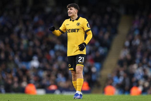 Manchester City v Wolverhampton Wanderers, Premier League Rodrigo Gomes of Wolverhampton Wanderers during the Manchester City v Wolverhampton Wanderers Premier League match at the Etihad Stadium, Manchester, England on 24 January 2026 Credit: Ryan Crockett Every Second Media Editorial use only. All images are copyright Every Second Media Limited. No images may be reproduced without prior permission. All rights reserved. Premier League and Football League images are subject to licensing agreements with Football DataCo Limited. see https: www.football-dataco.com Copyright: xIMAGO EveryxSecondxMediax ESM-1769-0233 RyanxCrockettx xEveryxSecondxMediax
