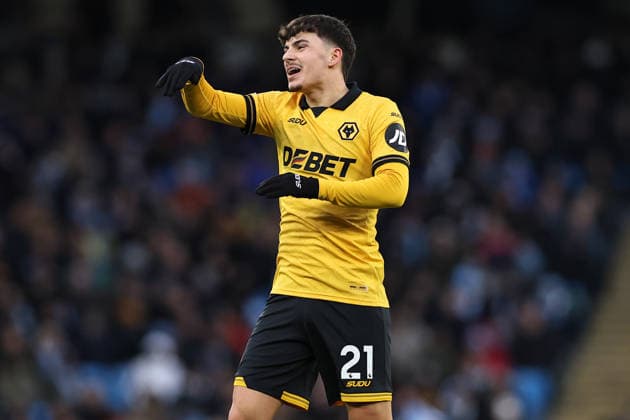 Manchester City v Wolverhampton Wanderers, Premier League Rodrigo Gomes of Wolverhampton Wanderers during the Manchester City v Wolverhampton Wanderers Premier League match at the Etihad Stadium, Manchester, England on 24 January 2026 Credit: Ryan Crockett Every Second Media Editorial use only. All images are copyright Every Second Media Limited. No images may be reproduced without prior permission. All rights reserved. Premier League and Football League images are subject to licensing agreements with Football DataCo Limited. see https: www.football-dataco.com Copyright: xIMAGO EveryxSecondxMediax ESM-1769-0236 RyanxCrockettx xEveryxSecondxMediax