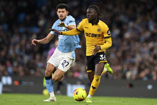 Manchester City v Wolverhampton Wanderers, Premier League Matheus Nunes of Manchester City and Mateus Mane of Wolverhampton Wanderers battle for possession during the Manchester City v Wolverhampton Wanderers Premier League match at the Etihad Stadium, Manchester, England on 24 January 2026 Credit: Ryan Crockett Every Second Media Editorial use only. All images are copyright Every Second Media Limited. No images may be reproduced without prior permission. All rights reserved. Premier League and Football League images are subject to licensing agreements with Football DataCo Limited. see https: www.football-dataco.com Copyright: xIMAGO EveryxSecondxMediax ESM-1769-0248 RyanxCrockettx xEveryxSecondxMediax