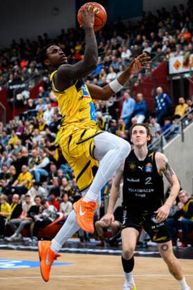 Ludwigsburg, BBL - 25 26 - MHP Riesen Ludwigsburg vs. Basketball Loewen Braunschweig Babacar Sane (Ludwigsburg) Ludwigsburg MHP Arena Baden-Württemberg Deutschland