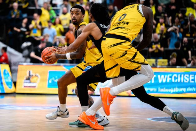 Ludwigsburg, BBL - 25 26 - MHP Riesen Ludwigsburg vs. Basketball Loewen Braunschweig Ludwigsburg MHP Arena Baden-Württemberg Deutschland