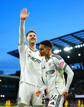 Joachim Andersen of Fulham celebrates the late winner scored by Harry Wilson Fulham v Brighton and Hove Albion, Premier League, Football, Craven Cottage, London, UK - 24 Jan 2026London Craven Cottage United Kingdom EDITORIAL USE ONLY No use with unauthorised audio, video, data, fixture lists, club league logos or live services. Online in-match use limited to 120 images, no video emulation. No use in betting, games or single club league player publications. Copyright: xJavierxGarcia Shutterstockx 16425974dv