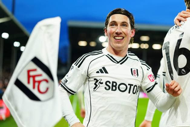Harry Wilson of Fulham celebrates scoring a goal after making it 2-1 Fulham v Brighton and Hove Albion, Premier League, Football, Craven Cottage, London, UK - 24 Jan 2026London Craven Cottage United Kingdom EDITORIAL USE ONLY No use with unauthorised audio, video, data, fixture lists, club league logos or live services. Online in-match use limited to 120 images, no video emulation. No use in betting, games or single club league player publications. Copyright: xJavierxGarcia Shutterstockx 16425974ds