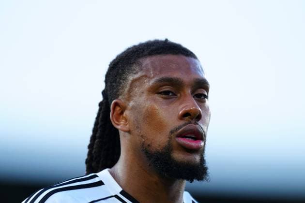 Alex Iwobi of Fulham Fulham v Brighton and Hove Albion, Premier League, Football, Craven Cottage, London, UK - 24 Jan 2026London Craven Cottage United Kingdom EDITORIAL USE ONLY No use with unauthorised audio, video, data, fixture lists, club league logos or live services. Online in-match use limited to 120 images, no video emulation. No use in betting, games or single club league player publications. Copyright: xJavierxGarcia Shutterstockx 16425974gi