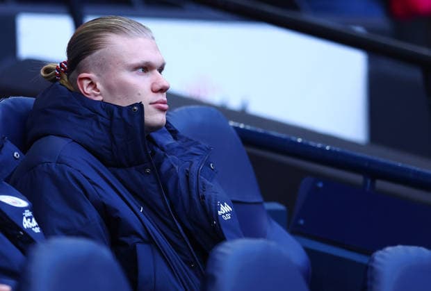 Erling Haaland of Manchester City on the substitutes bench Manchester City v Wolverhampton Wanderers, Premier League, Football, Etihad Stadium, Manchester, UK - 24 Jan 2026Manchester Etihad Stadium United Kingdom EDITORIAL USE ONLY No use with unauthorised audio, video, data, fixture lists, club league logos or live services. Online in-match use limited to 120 images, no video emulation. No use in betting, games or single club league player publications.  Copyright: xMattxWest Shutterstockx 16425986bb