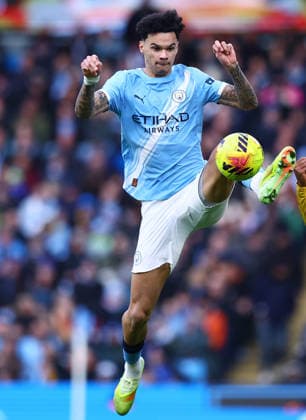 Nico O Reilly of Manchester City Manchester City v Wolverhampton Wanderers, Premier League, Football, Etihad Stadium, Manchester, UK - 24 Jan 2026Manchester Etihad Stadium United Kingdom EDITORIAL USE ONLY No use with unauthorised audio, video, data, fixture lists, club league logos or live services. Online in-match use limited to 120 images, no video emulation. No use in betting, games or single club league player publications.  Copyright: xMattxWest Shutterstockx 16425986bc