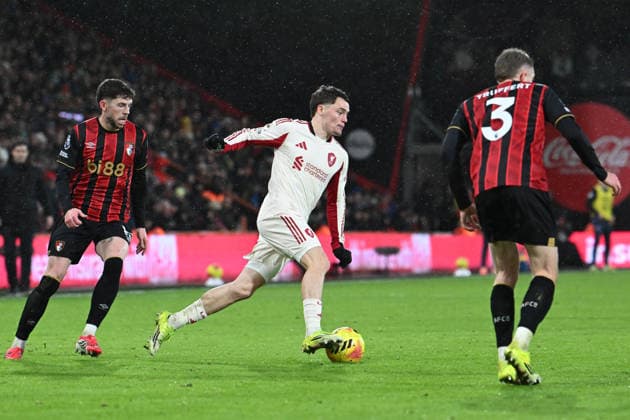 Bournemouth v Liverpool, Premier League Florian Wirtz (7) of Liverpool on the attack during the Premier League match between Bournemouth and Liverpool at the Vitality Stadium, Bournemouth, UK on 24 January 2026. Bournemouth Vitality Stadium Dorset UK Editorial use only DataCo restrictions apply See www.football-dataco.com , Copyright: xGrahamxHuntx PSI-23639-0279