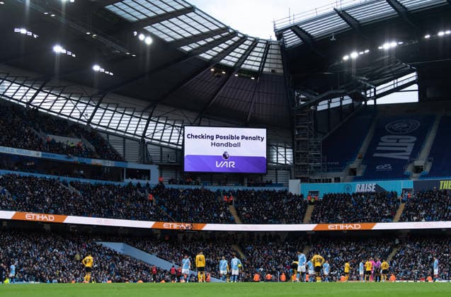 Manchester City v Wolverhampton Wanderers - Premier League MANCHESTER, ENGLAND - JANUARY 24: A general view of the Etihad Stadium with the electronic scorebard stating that VAR are checking for a penalty for a possible hand ball during the Premier League match between Manchester City and Wolverhampton Wanderers at Etihad Stadium on January 24, 2026 in Manchester, England. Manchester Etihad Stadium England United Kingdom Copyright: xVisionhausx 776340582
