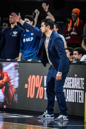 Neu Ulm, Deutschland, 24.01.26: Head Coach Danny Jansson (MLP Academics Heidelberg) gestikuliert, gestik waehrend des Basketball Bundesliga Spiels zwischen ratiopharm ulm vs MLP Academics Heidelberg in der ratiopharm Arena am 24. Januar 2026 in Neu Ulm, Deutschland. (Foto von Harry Langer DeFodi Images) ratiopharm Arena, Germany, 24.01.26: Head Coach Danny Jansson (MLP Academics Heidelberg) gestures during the Basketball Bundesliga match between ratiopharm ulm vs MLP Academics Heidelberg at Neu Ulm on January 24, 2026 in ratiopharm Arena, Germany. (Photo by Harry Langer DeFodi Images) (Photo by Harry Langer DeFodi Images) -