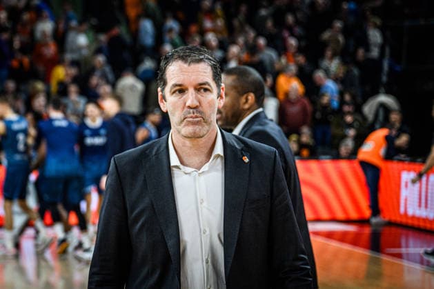 Neu Ulm, Deutschland, 24.01.26: Head Coach Ty Harrelson (ratiopharm ulm) enttaeusscht waehrend des Basketball Bundesliga Spiels zwischen ratiopharm ulm vs MLP Academics Heidelberg in der ratiopharm Arena am 24. Januar 2026 in Neu Ulm, Deutschland. (Foto von Harry Langer DeFodi Images) ratiopharm Arena, Germany, 24.01.26: Head Coach Ty Harrelson (ratiopharm ulm) looks dejected during the Basketball Bundesliga match between ratiopharm ulm vs MLP Academics Heidelberg at Neu Ulm on January 24, 2026 in ratiopharm Arena, Germany. (Photo by Harry Langer DeFodi Images) (Photo by Harry Langer DeFodi Images) -