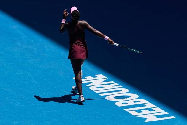 Victoria Mboko of Canada Australian Open tennis tournament, Day Eight, Melbourne Park, Australia - 25 Jan 2026Melbourne Melbourne Park Victoria (VIC) Australia  Copyright: xRachelxBach Shutterstockx 16380469aa