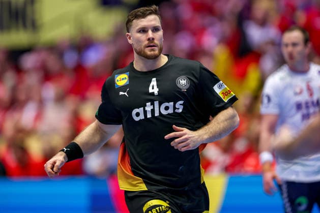 24.01.2026, Handball, Men s EHF EURO 2026, Deutschland - Norwegen, Jyske Bank Boxen in Herning, Dänemark, Main Round: Johannes Golla (Germany 04) Dänemark