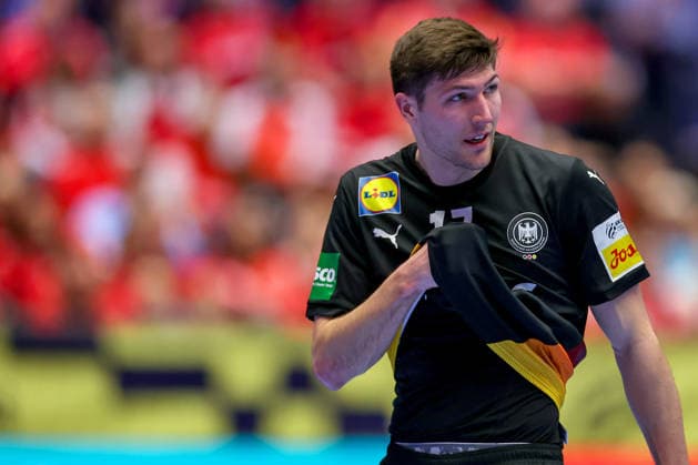 24.01.2026, Handball, Men s EHF EURO 2026, Deutschland - Norwegen, Jyske Bank Boxen in Herning, Dänemark, Main Round: Lukas Zerbe (Germany 17) Dänemark