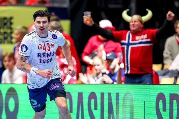 24.01.2026, Handball, Men s EHF EURO 2026, Deutschland - Norwegen, Jyske Bank Boxen in Herning, Dänemark, Main Round: Simen Ulstad Lyse (Norway 43) jubelnd Dänemark