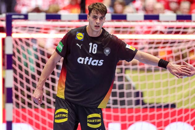 24.01.2026, Handball, Men s EHF EURO 2026, Deutschland - Norwegen, Jyske Bank Boxen in Herning, Dänemark, Main Round: Julian Köster (Germany 18) Dänemark