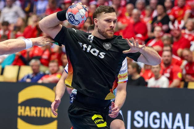 24.01.2026, Handball, Men s EHF EURO 2026, Deutschland - Norwegen, Jyske Bank Boxen in Herning, Dänemark, Main Round: Johannes Golla (Germany 04) Dänemark