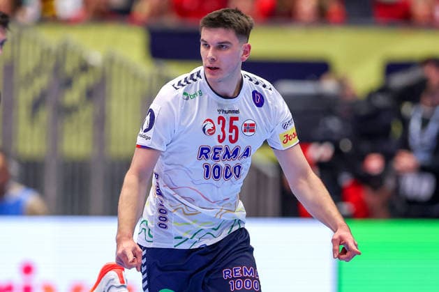 24.01.2026, Handball, Men s EHF EURO 2026, Deutschland - Norwegen, Jyske Bank Boxen in Herning, Dänemark, Main Round: Patrick Helland Anderson (Norway 35) jubelnd Dänemark