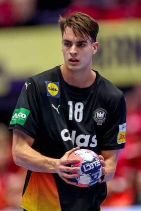 24.01.2026, Handball, Men s EHF EURO 2026, Deutschland - Norwegen, Jyske Bank Boxen in Herning, Dänemark, Main Round: Julian Köster (Germany 18) Dänemark