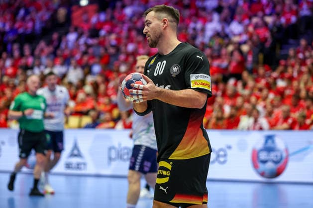 24.01.2026, Handball, Men s EHF EURO 2026, Deutschland - Norwegen, Jyske Bank Boxen in Herning, Dänemark, Main Round: Jannik Kohlbacher (Germany 80) Dänemark