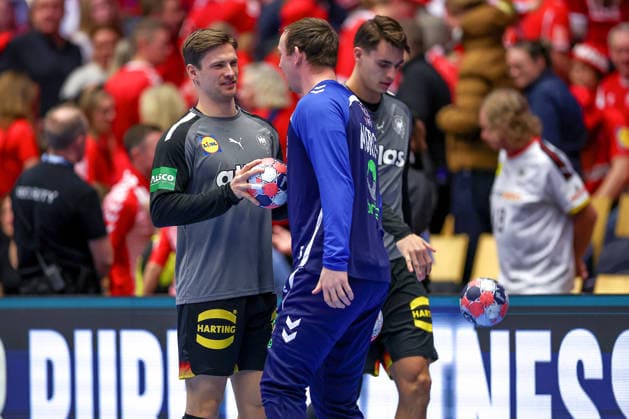 24.01.2026, Handball, Men s EHF EURO 2026, Deutschland - Norwegen, Jyske Bank Boxen in Herning, Dänemark, Main Round: Rune Dahmke (Germany 34) neben Sander Sagosen (Norway 05) Dänemark