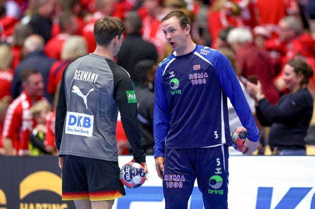24.01.2026, Handball, Men s EHF EURO 2026, Deutschland - Norwegen, Jyske Bank Boxen in Herning, Dänemark, Main Round: Rune Dahmke (Germany 34) neben Sander Sagosen (Norway 05) Dänemark