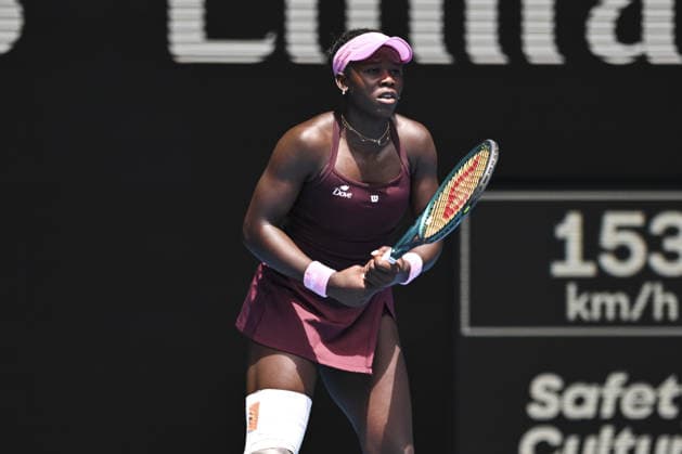 Australian Open 2026 MELBOURNE, AUSTRALIA - JANUARY 25: Victoria Mboko (CAN) in action against Aryna Sabalenka (not seen) during round 4 at the Australian Open grand slam tennis tournament at Melbourne Park in Melbourne, Australia on January 25, 2026 Mark Avellino Anadolu Melbourne Australia. Editorial use only. Please get in touch for any other usage.  Copyright: x2026xAnadoluxMarkxAvellinox