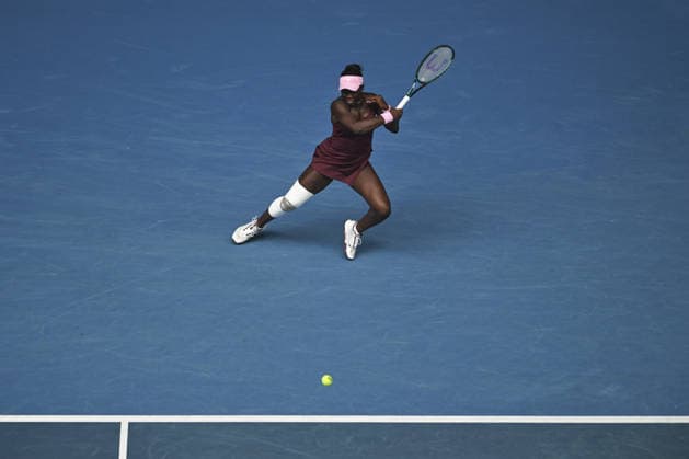 Australian Open 2026 MELBOURNE, AUSTRALIA - JANUARY 25: Victoria Mboko (CAN) in action against Aryna Sabalenka (not seen) during round 4 at the Australian Open grand slam tennis tournament at Melbourne Park in Melbourne, Australia on January 25, 2026 Mark Avellino Anadolu Melbourne Australia. Editorial use only. Please get in touch for any other usage.  Copyright: x2026xAnadoluxMarkxAvellinox