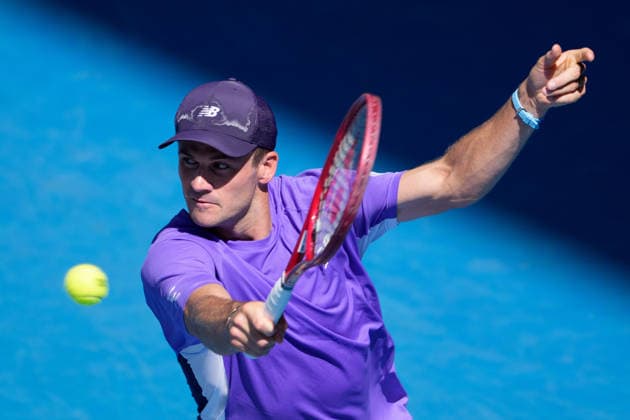 January 25, 2026: 19th seed TOMMY PAUL of the USA in action against 1st seed CARLOS ALCARAZ of Spain on Rod Laver Arena in a Men s Singles 4th round match on day 8 of the 2026 Australian Open in Melbourne, Australia. ALCARAZ won 76 64 75. Cal Media Melbourne Australia - ZUMAc04_ 20260125_faf_c04_030 Copyright: xSydneyxLowx
