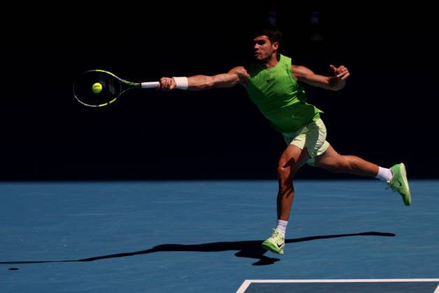 Carlos Alcaraz of Spain in action Australian Open tennis tournament, Day Eight, Melbourne Park, Australia - 25 Jan 2026Melbourne Melbourne Park Victoria (VIC) Australia  Copyright: xEllaxLing Shutterstockx 16380468n