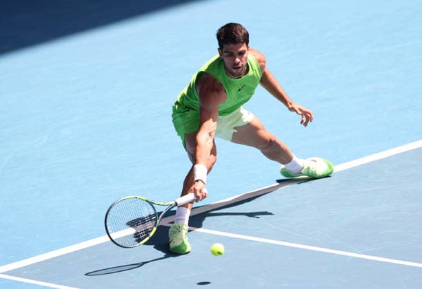 Carlos Alcaraz of Spain in action Australian Open tennis tournament, Day Eight, Melbourne Park, Australia - 25 Jan 2026Melbourne Melbourne Park Victoria (VIC) Australia  Copyright: xEllaxLing Shutterstockx 16380468u