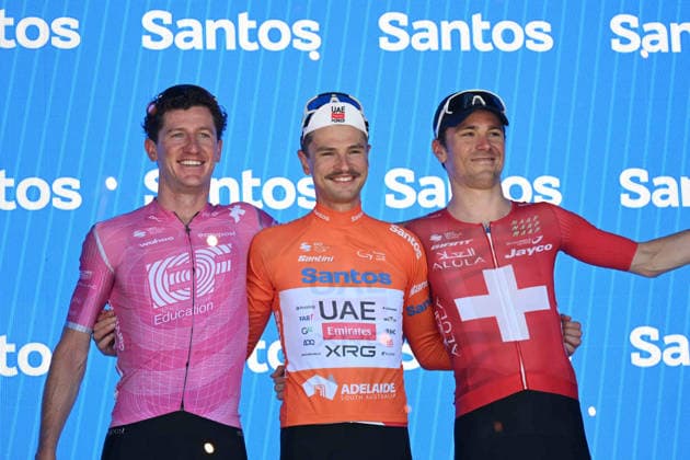 25-01-2026 Tour Down Under; Tappa 05 Stirling - Stirling; 2026, Uae Emirates - Xrg; 2026, Jayco Aula; 2026, Ef Education - Easypost; Vine, Jai; Schmid, Mauro; Sweeny, Harrison; Stirling; 